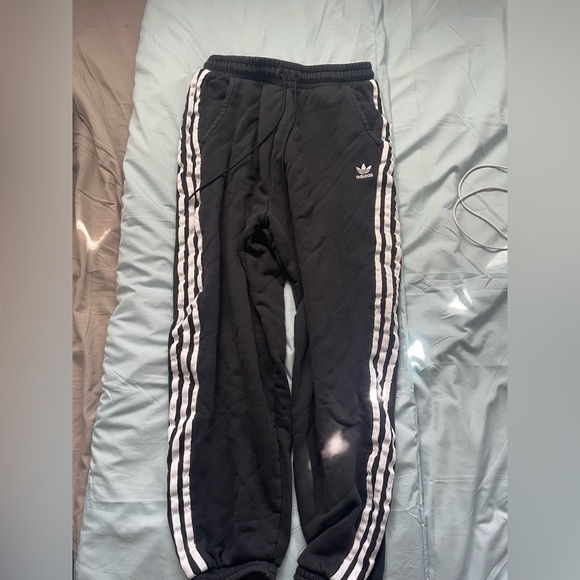 adidas sweatpants - Picture 1 of 1